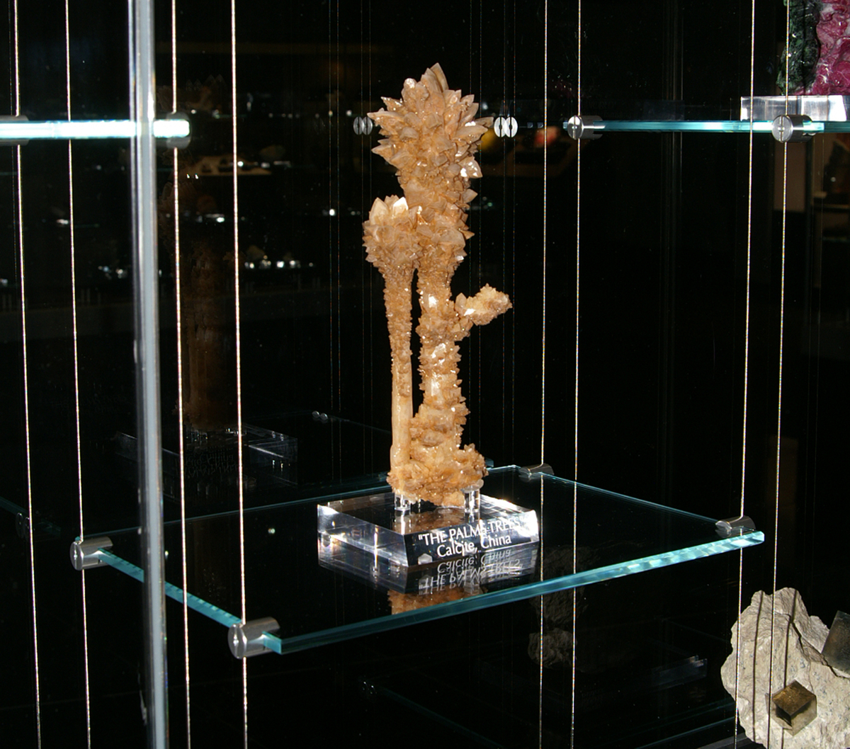 Stalactitic calcite from China