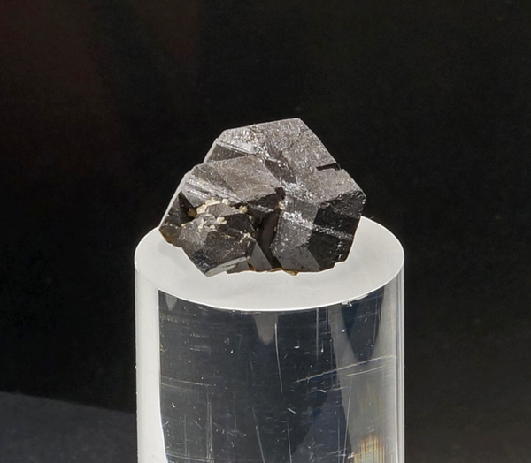 Uraninite crystal from Maine